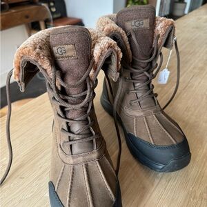 UGG Adirondack Boots / Winter boots